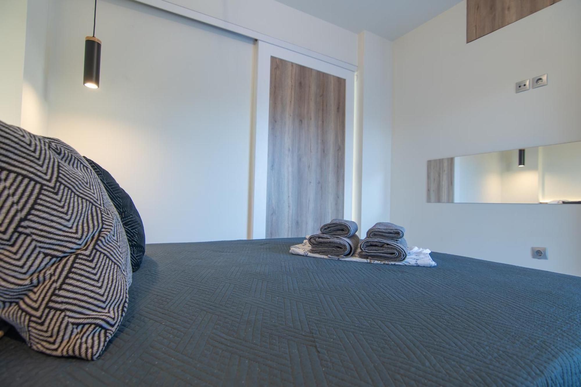 Olea Apartments Palioura 埃帕诺米 外观 照片